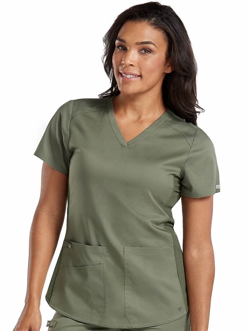 Med Couture V-Neck Shirttail Top (T)